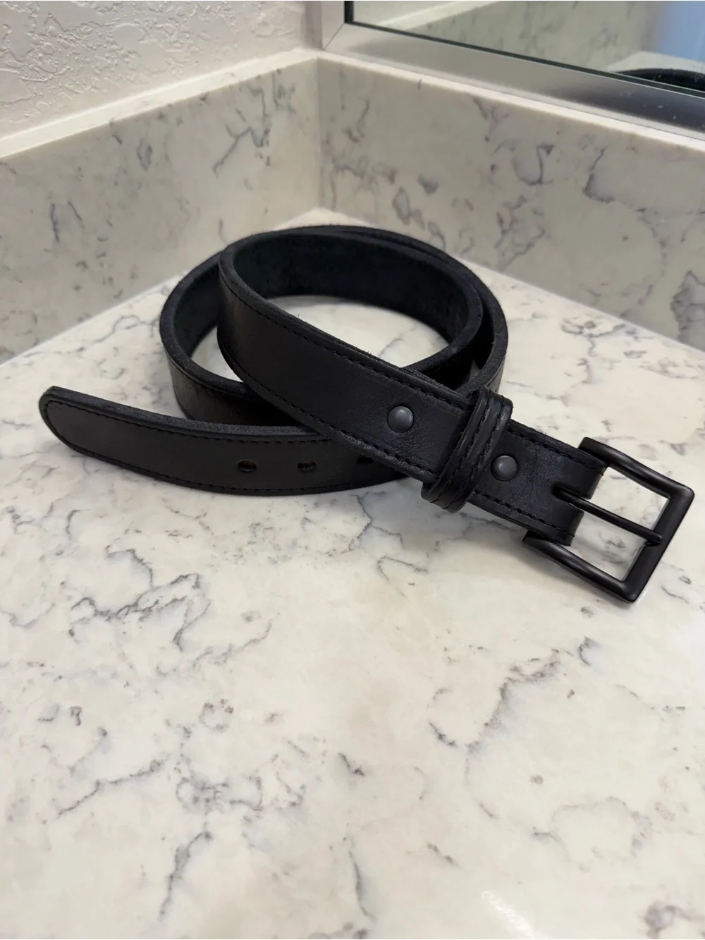 Hanks Belts USA Black Full Grain Leather Belt Matte Black Buckle Size 40